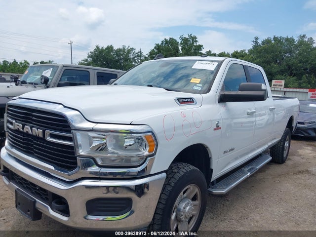 3C6UR5JL8KG565146 RAM 2500 Big Horn  4x4 8' Box