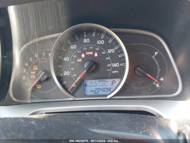 Toyota RAV4 LE 2015 JTMZFREV0FJ033341 Image 7