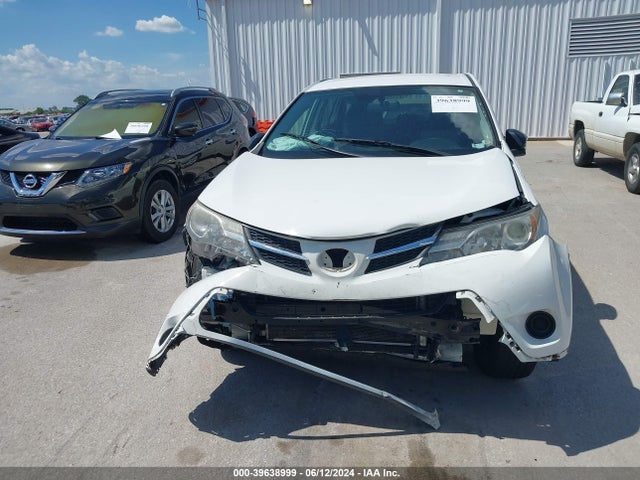 Toyota RAV4 LE 2014 JTMZFREV6EJ012802 Image 12