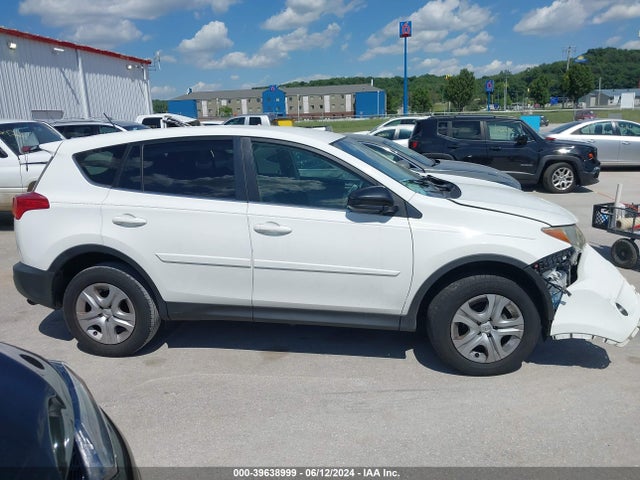 Toyota RAV4 LE 2014 JTMZFREV6EJ012802 Image 13