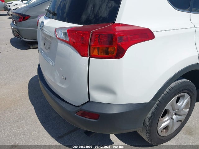 Toyota RAV4 LE 2014 JTMZFREV6EJ012802 Image 19