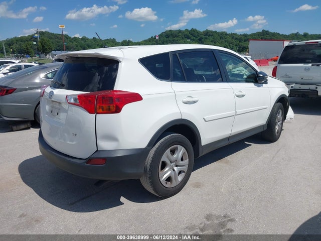 Toyota RAV4 LE 2014 JTMZFREV6EJ012802 Image 4