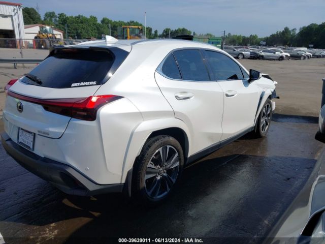 JTHP3JBH7N2047759 Lexus UX 200