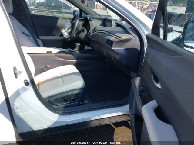 JTHP3JBH7N2047759 Lexus UX 200