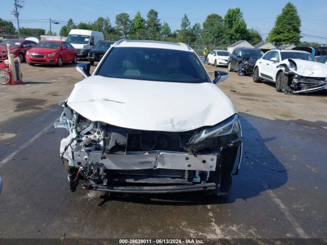 JTHP3JBH7N2047759 Lexus UX 200