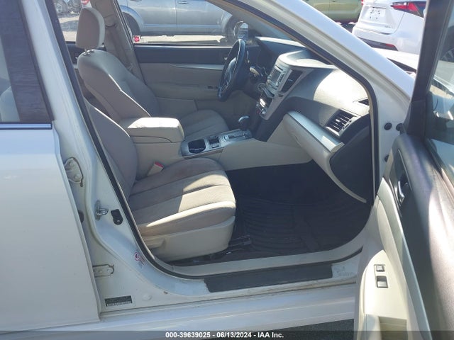 Subaru Legacy 2.5i Premium 2014 4S3BMCC69E3010806 Image 5
