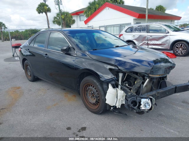 Toyota CAMRY LE 2015 4T4BF1FK7FR510922 Image 1