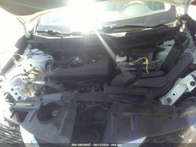5N1AT2MV6FC774138 Nissan Rogue Sl
