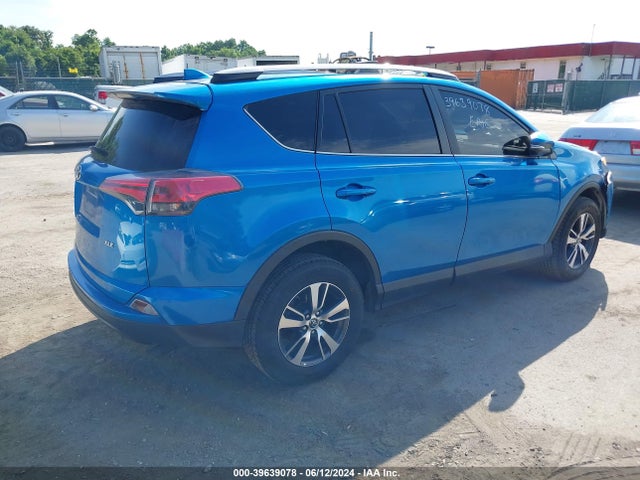Toyota Rav4 Xle 2018 JTMWFREV2JD116831 Image 4