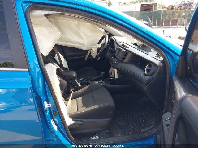 Toyota Rav4 Xle 2018 JTMWFREV2JD116831 Image 5