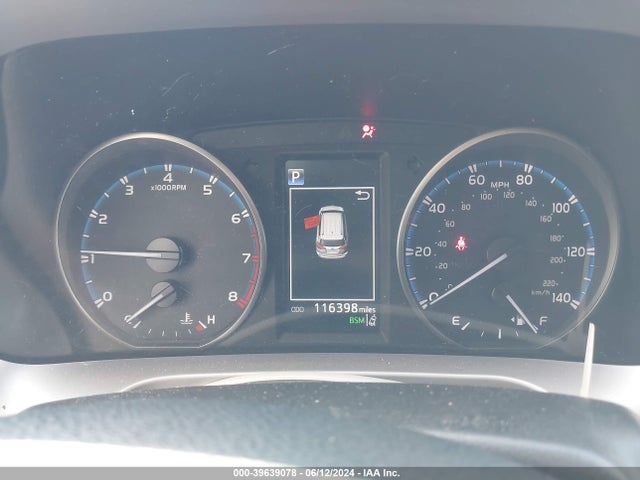 Toyota Rav4 Xle 2018 JTMWFREV2JD116831 Image 7