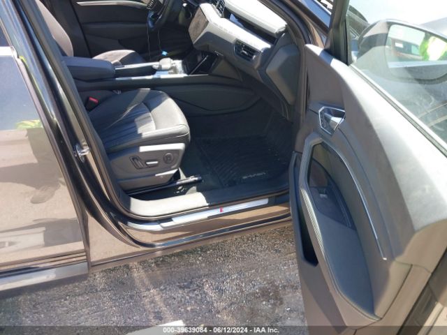 2023 AUDI E-TRON SPORTBACK WA12AAGE9PB003906 Photo 4