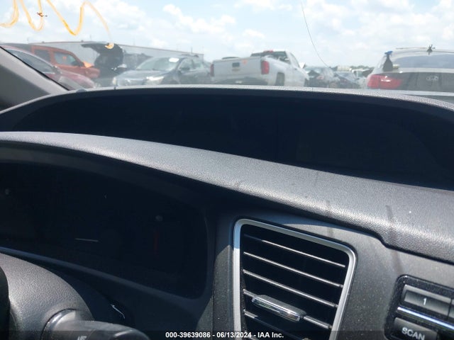 Honda Civic Lx 2015 19XFB2F56FE705937 Image 16