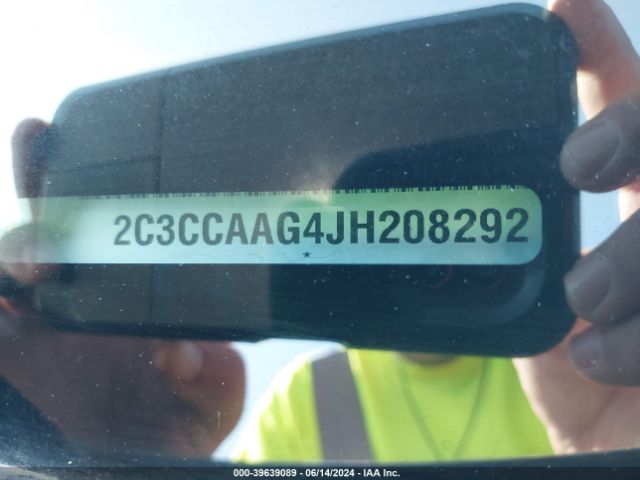 2C3CCAAG4JH208292 Chrysler 300 Touring