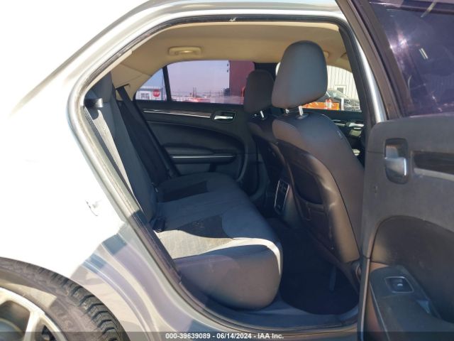 2C3CCAAG4JH208292 Chrysler 300 Touring