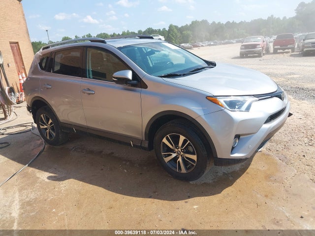 Toyota Rav4 Xle 2018 2T3WFREV2JW427159 Image 1