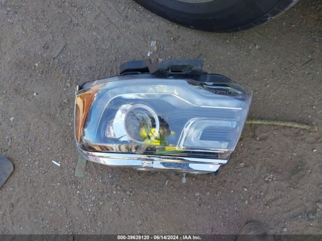 5LMJJ2JT2HEL01320 Lincoln Navigator Select