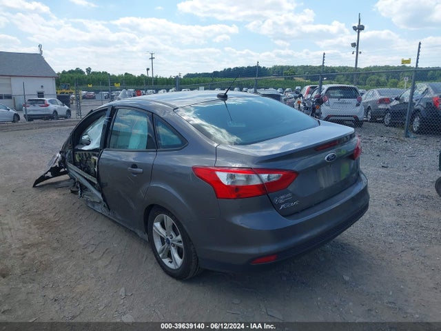 Ford FOCUS SE 2014 1FADP3F24EL104655 Image 3