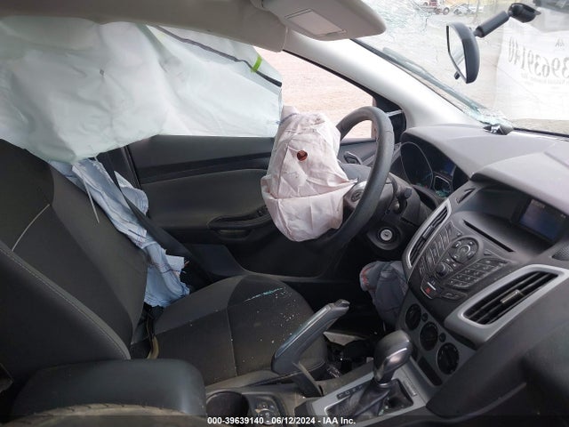 Ford FOCUS SE 2014 1FADP3F24EL104655 Image 5