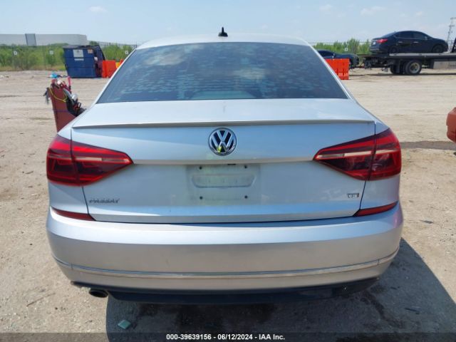 1VWAA7A32JC011968 Volkswagen Passat 2.0t R-line/2.0t S