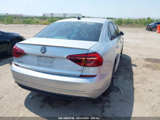 1VWAA7A32JC011968 Volkswagen Passat 2.0t R-line/2.0t S