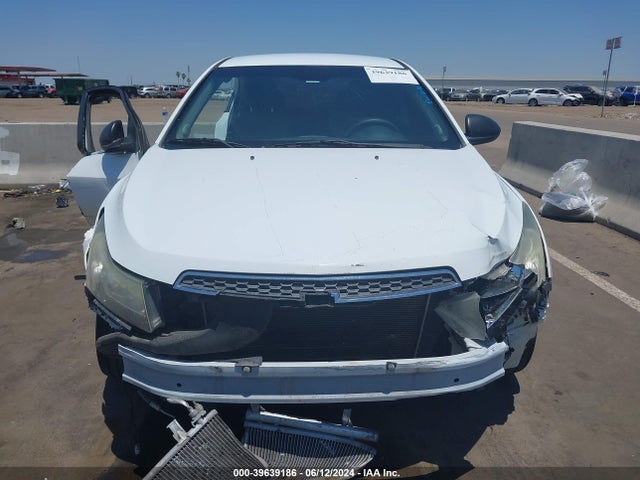 Chevrolet Cruze Ls Manual 2014 1G1PB5SH1E7367523 Image 13
