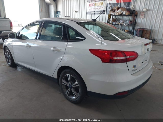 Ford FOCUS SE 2017 1FADP3FE8HL284673 Image 3