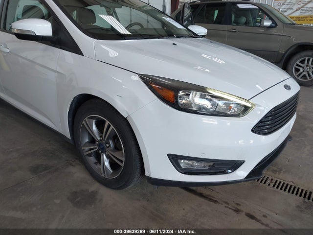 Ford FOCUS SE 2017 1FADP3FE8HL284673 Image 6