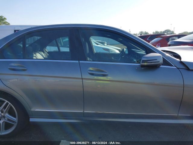 WDDGF8AB8ER309204 Mercedes-Benz C 300 Luxury 4matic/sport 4matic