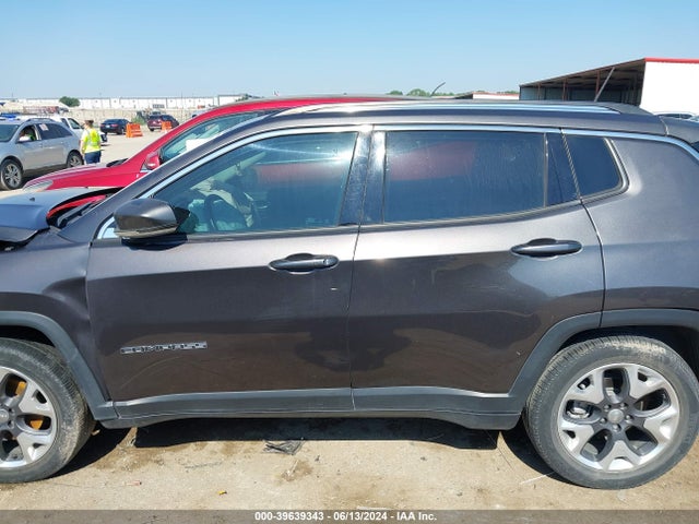 3C4NJCCB2JT406724 Jeep Compass Limited Fwd
