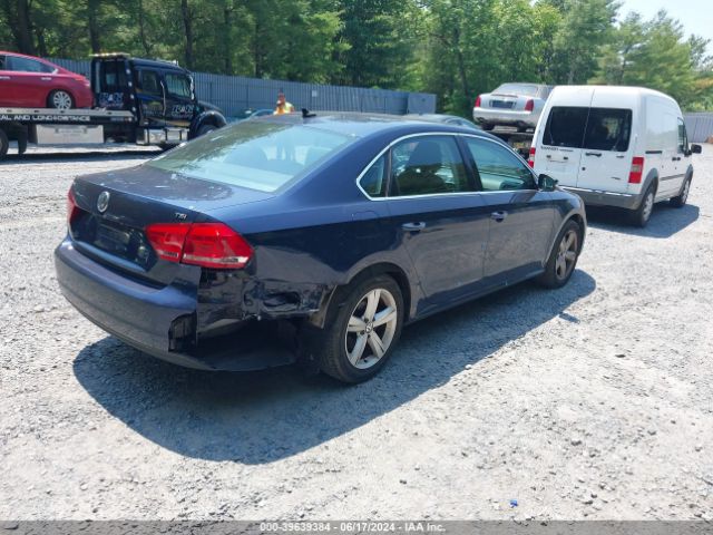 1VWAS7A32FC080521 Volkswagen Passat 1.8t Limited Edition