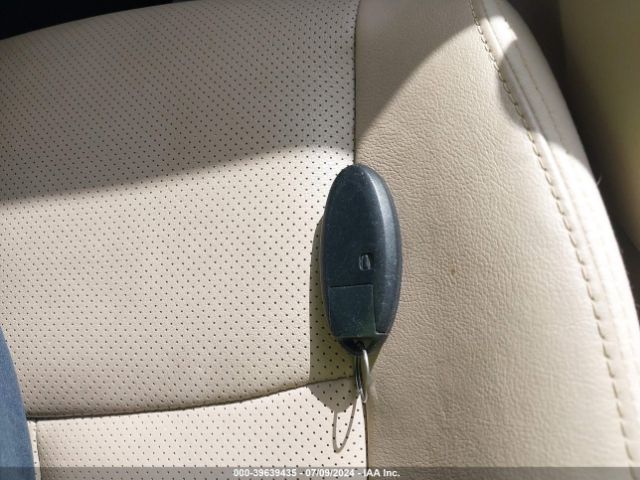 5N1AT2MT9FC784807 Nissan Rogue Sl