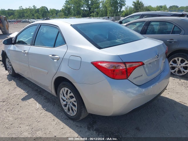 Toyota COROLLA LE 2017 2T1BURHE8HC960413 Image 3