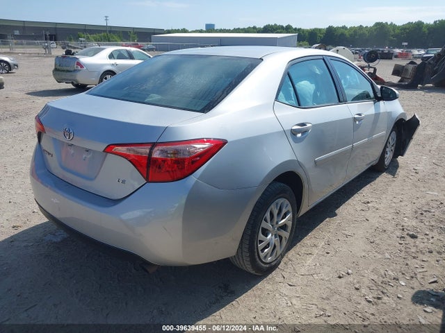 Toyota COROLLA LE 2017 2T1BURHE8HC960413 Image 4