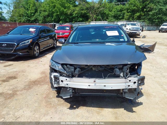 4T1C11AK2NU682620 Toyota CAMRY LE