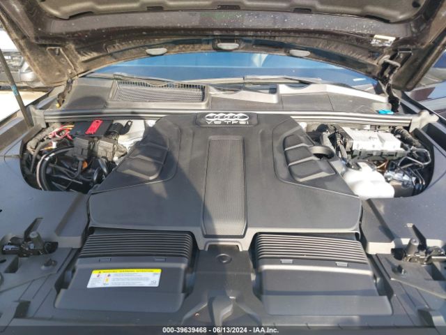 WA1VAAF75JD029172 Audi Q7 3.0t Premium