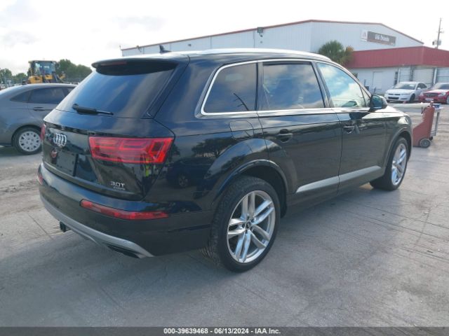 WA1VAAF75JD029172 Audi Q7 3.0t Premium