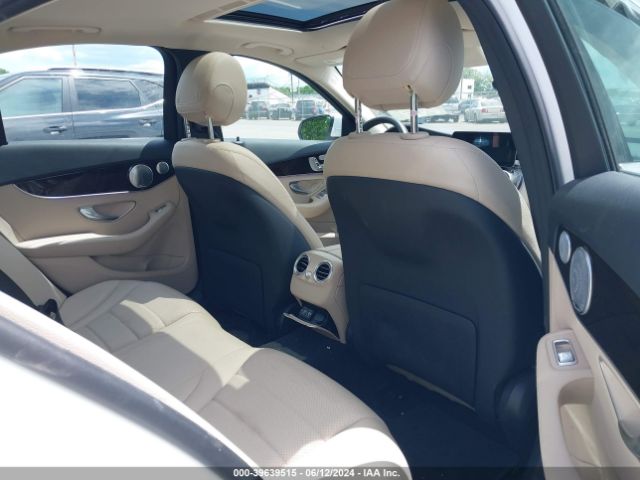 W1KWF8EB1LR599126 Mercedes-Benz C 300 4matic