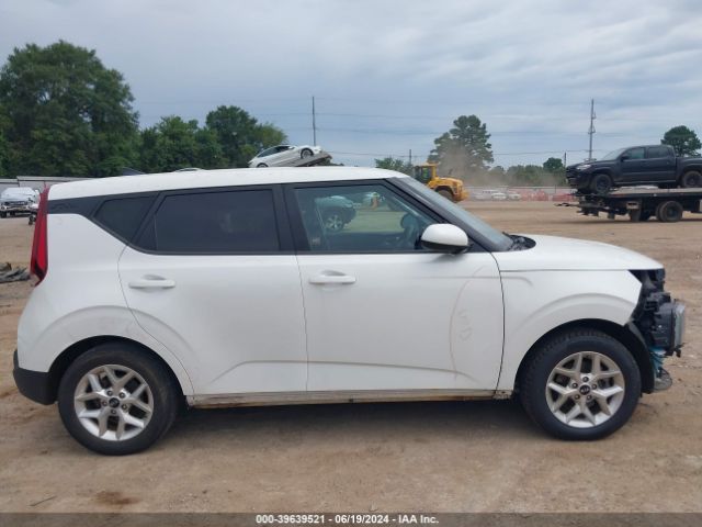 KNDJ23AU1M7139021 KIA SOUL S