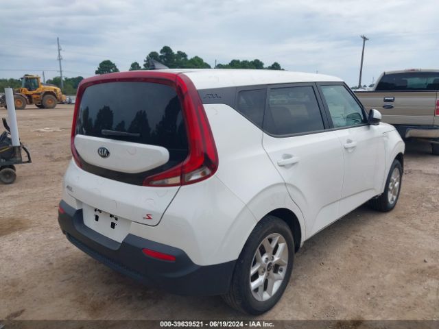 KNDJ23AU1M7139021 KIA SOUL S