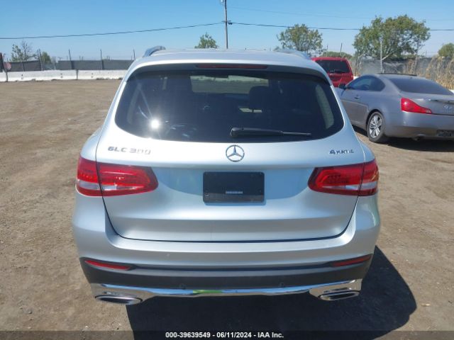 WDC0G4KB5JV105276 Mercedes-Benz Glc 300 4matic
