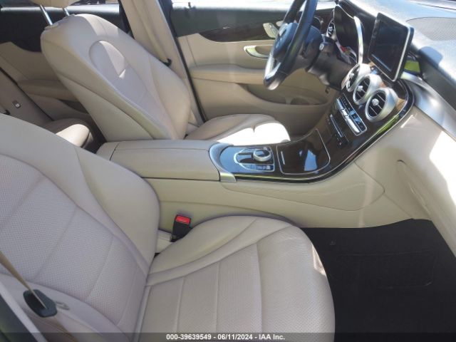 WDC0G4KB5JV105276 Mercedes-Benz Glc 300 4matic