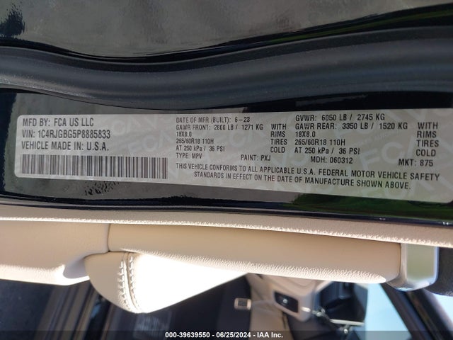 1C4RJGBG5P8885833 Jeep Grand Cherokee Limited 4x2
