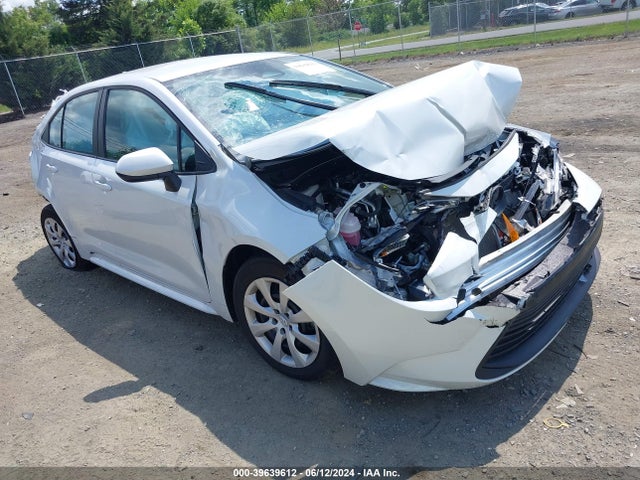 Toyota COROLLA LE 2023 5YFB4MDE8PP036013 головне зображення