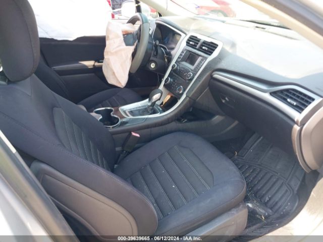 1FA6P0H77E5392689 Ford FUSION SE