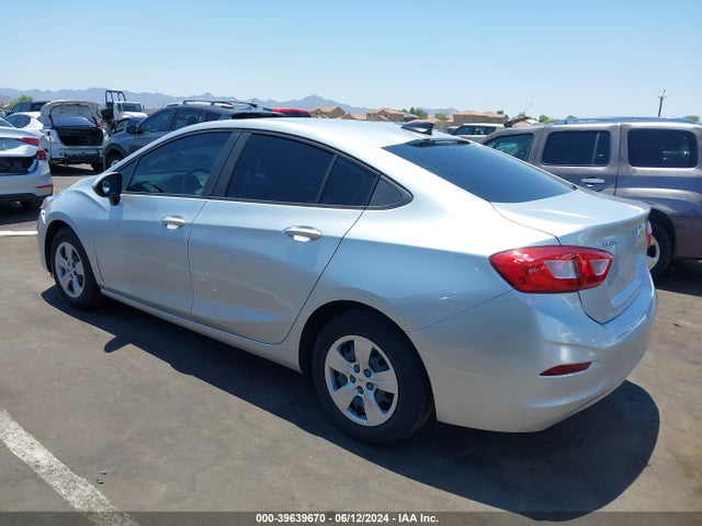 Chevrolet Cruze Ls Auto 2018 1G1BC5SM7J7126970 Image 3