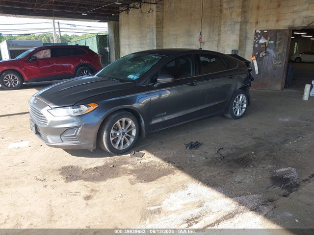 Ford Fusion Hybrid Se 2019 3FA6P0LU5KR257619 Image 2
