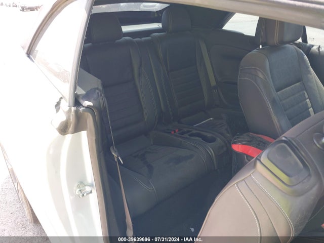 W04WT3N54GG115784 Buick Cascada Premium