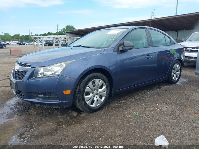 Chevrolet Cruze Ls Auto 2014 1G1PA5SH4E7173927 Image 2