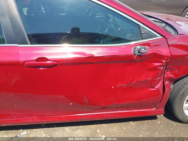 Toyota CAMRY LE 2019 4T1B11HK1KU761774 Image 18